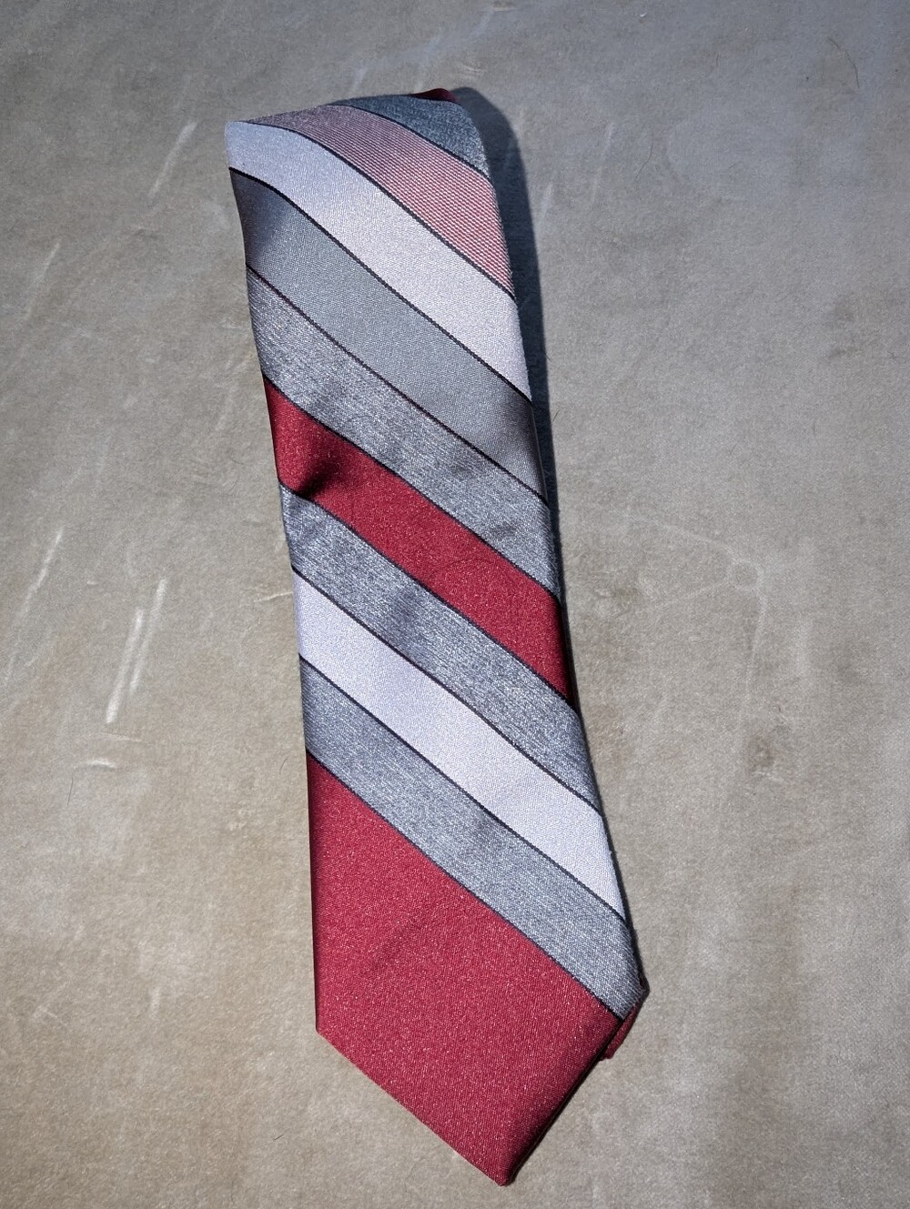 Vintage 1970s Stern's Diagonal Stripe Necktie